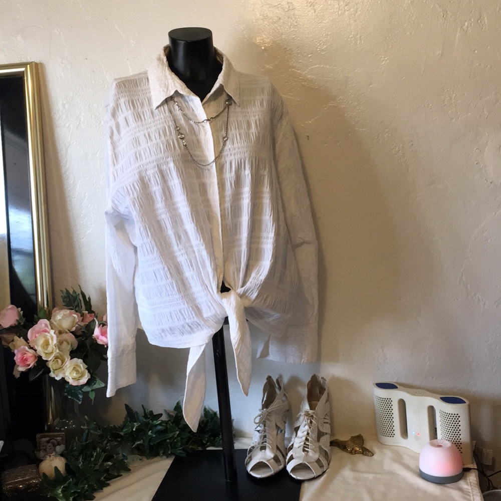 St Johns Bay Beautifully Designed Crinkled Shirt